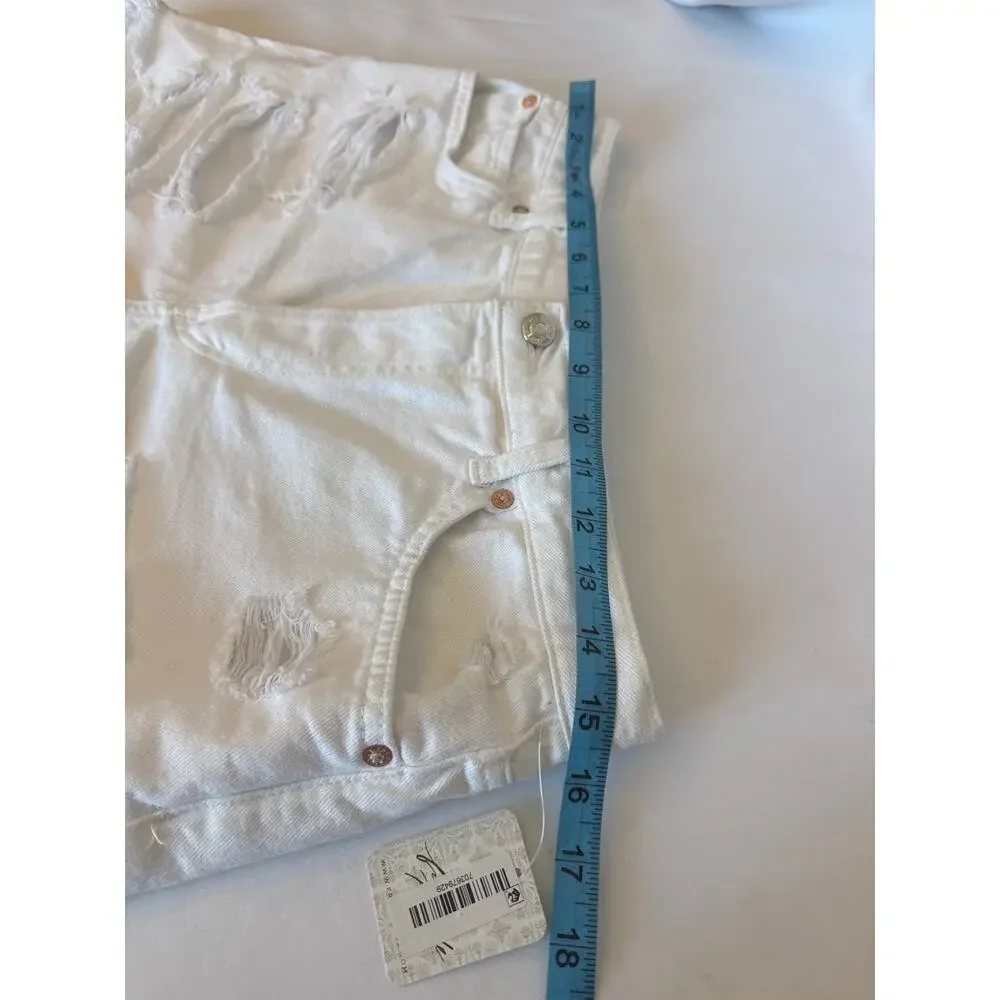 Free People We The Free Optic White Distressed Denim Shorts Size 27 NWT - Picture 4 of 8